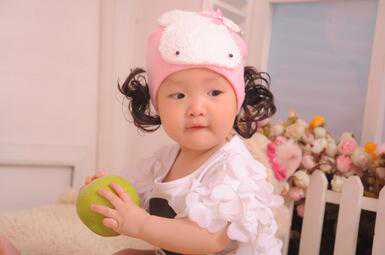 输卵管单侧堵塞做人工授精好还是做试管婴儿好？