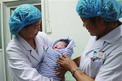 邯郸市首例试管婴儿诞生 填补生殖医学领域空白