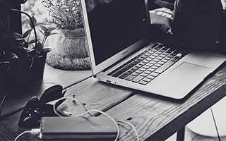 睾丸癌男子当爹冷冻精子借助试管产子